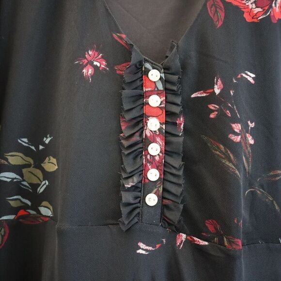 American Rag Women's Sz XL Black Joyful Floral V-Neck Center Front Ruffle Dress - Picture 8 of 15